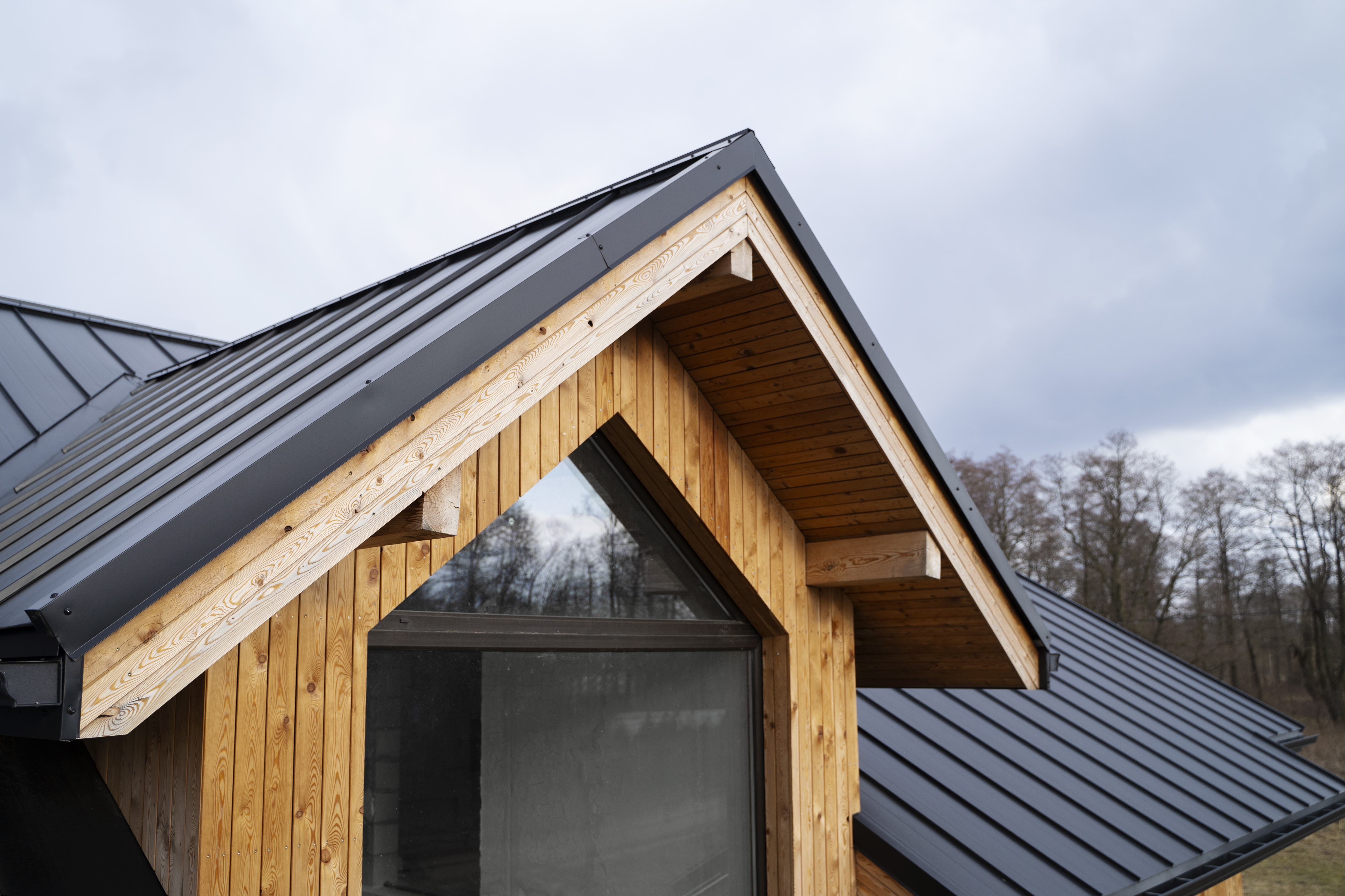 AJS Roofing contact page exterior project image